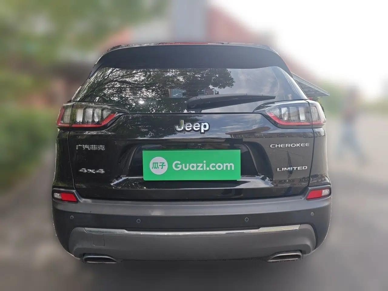 Jeep Cherokee 2019 2.0T Four-Wheel Drive Exploration Edition + Autonomous Driving Smart Package China V — миниатюра 3