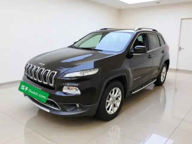 Jeep Cherokee 2016 2.4L Professional Smart Version
