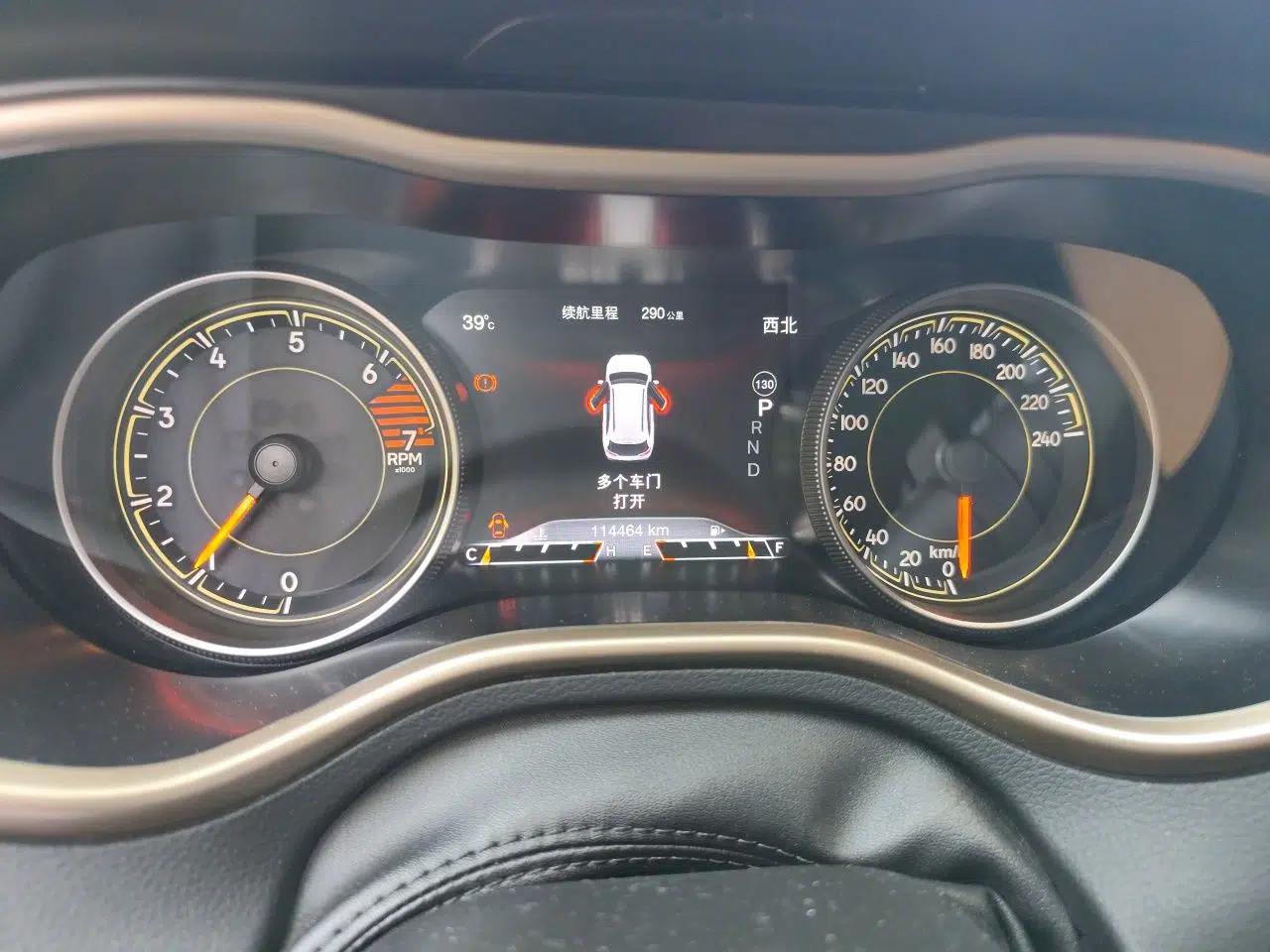 Jeep Cherokee 2016 2.4L Professional Smart Version — миниатюра 11