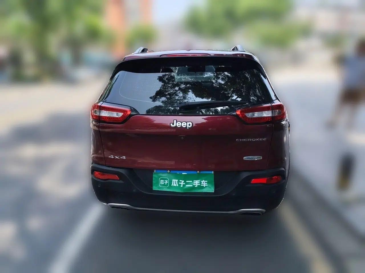 Jeep Cherokee 2016 2.4L Professional Smart Version — миниатюра 5