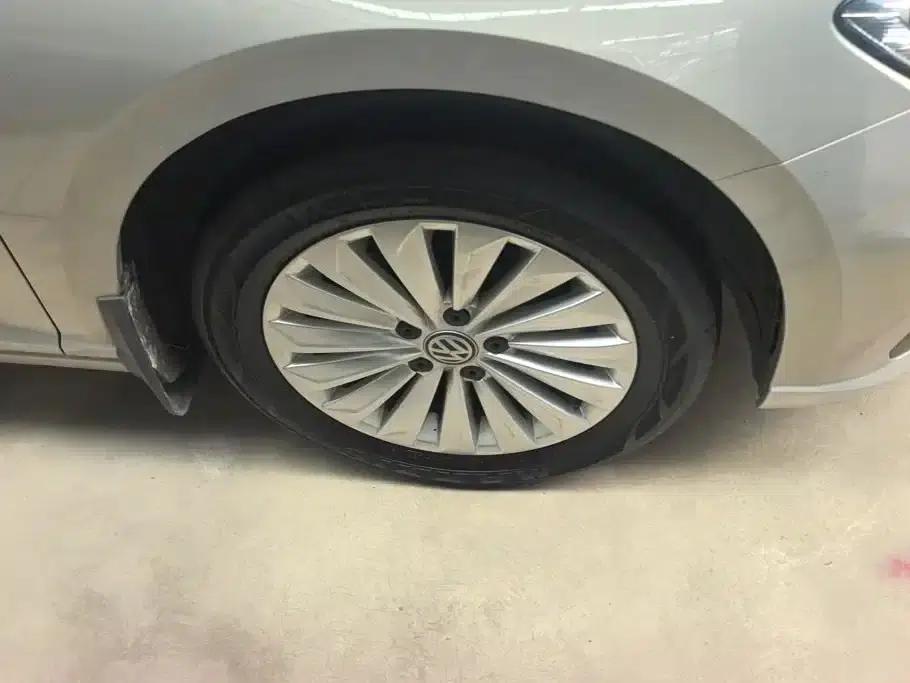2019 Volkswagen Lavida 1.5L Automatic Comfort Edition (China VI Emission Standard) — миниатюра 6