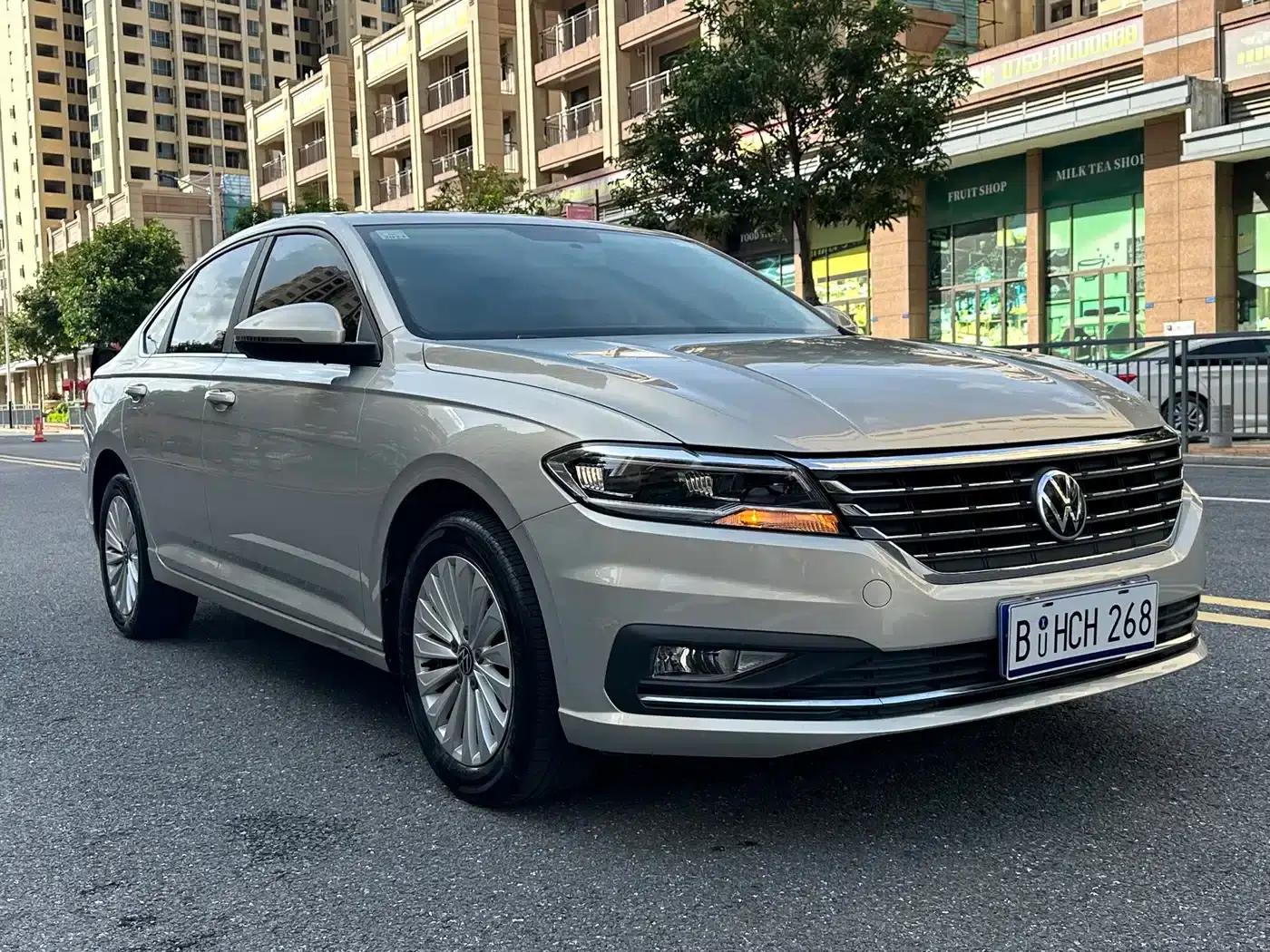 2021 Volkswagen Lavida 280TSI DSG Comfort Edition — миниатюра 3