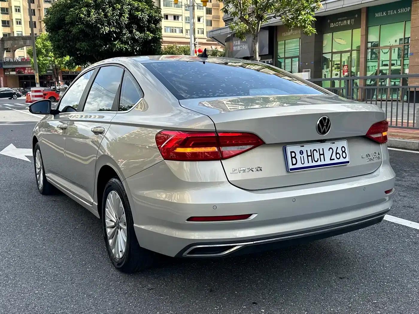 2021 Volkswagen Lavida 280TSI DSG Comfort Edition — миниатюра 6