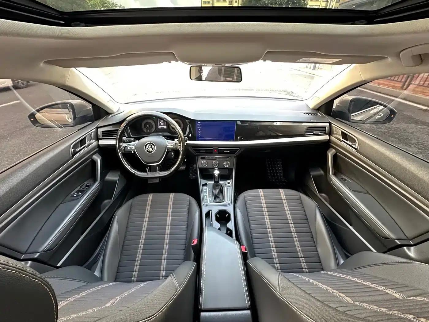 2021 Volkswagen Lavida 280TSI DSG Comfort Edition — миниатюра 9