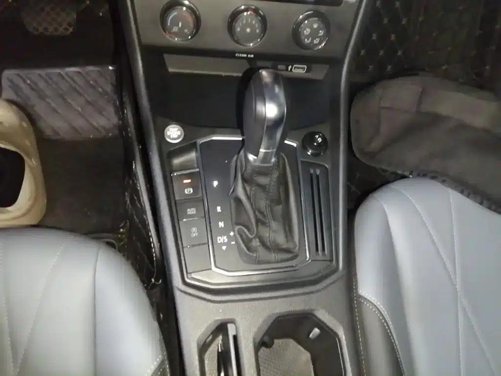 2023 Volkswagen Lavida 1.5L Automatic Five Million Edition — миниатюра 14