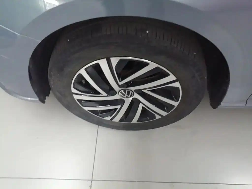 2023 Volkswagen Lavida 1.5L Automatic Five Million Edition — миниатюра 23