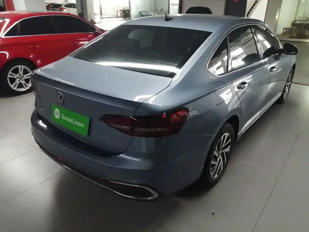 2023 Volkswagen Lavida 1.5L Automatic Five Million Edition — миниатюра 7