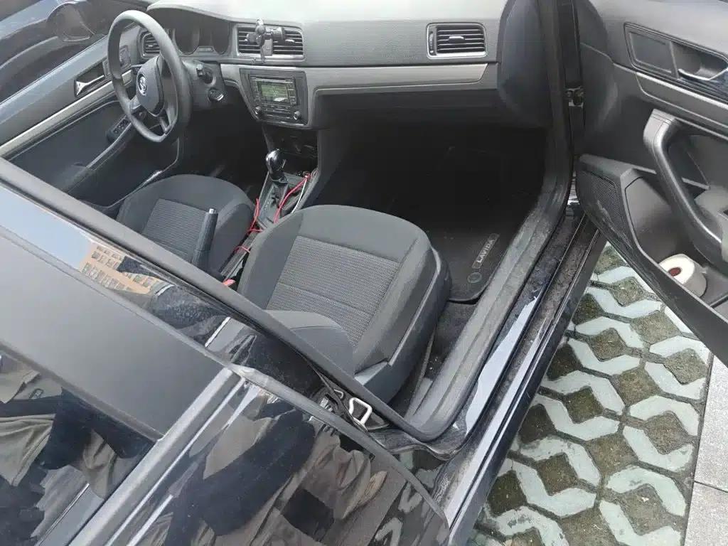 2017 Volkswagen Lavida 1.6L Automatic Fashion Edition — миниатюра 20
