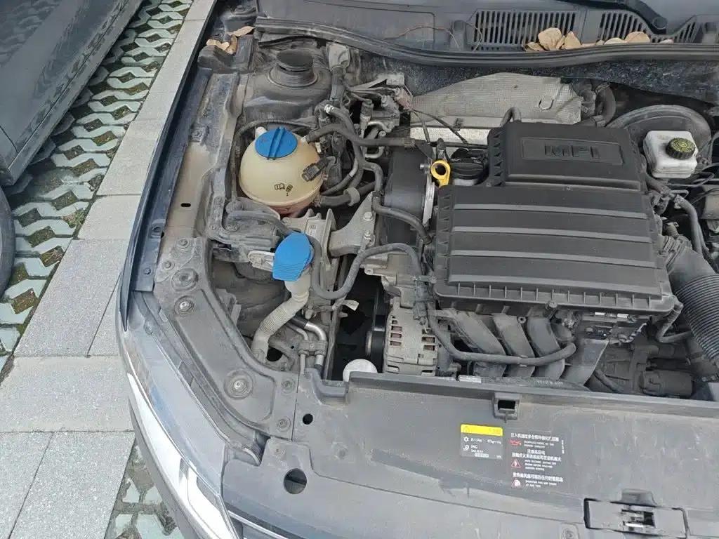 2017 Volkswagen Lavida 1.6L Automatic Fashion Edition — миниатюра 21