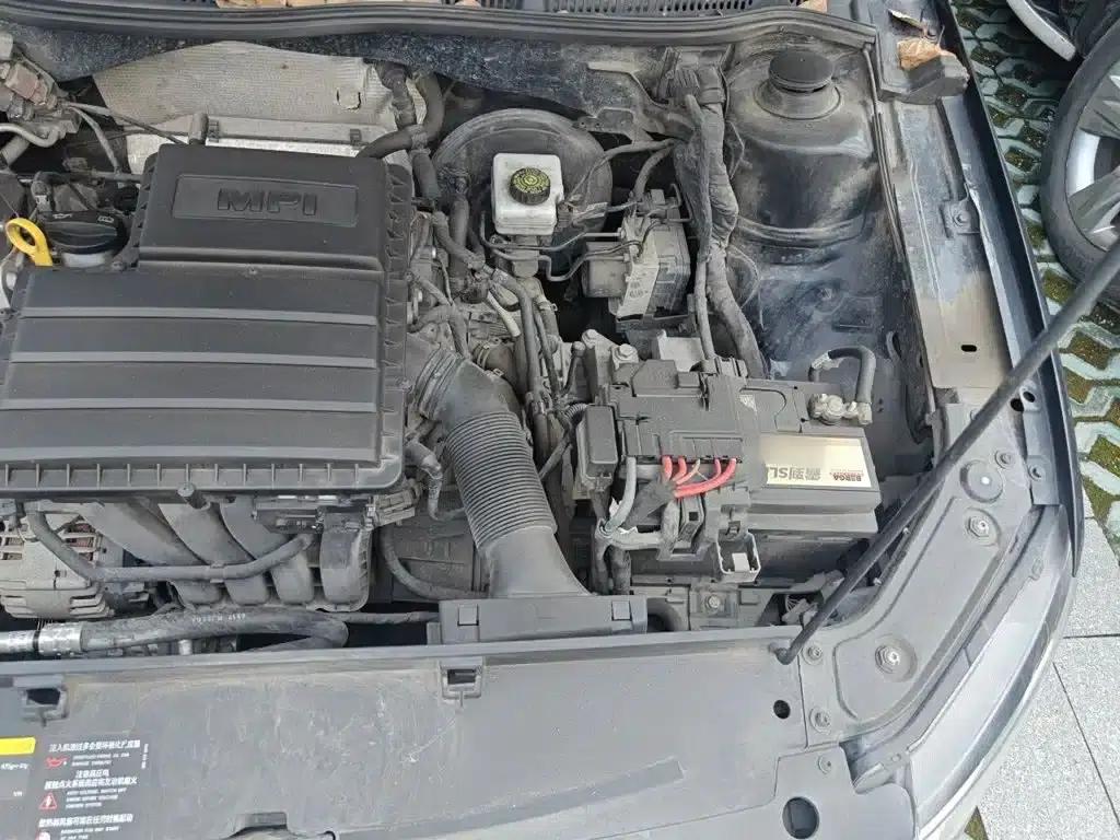 2017 Volkswagen Lavida 1.6L Automatic Fashion Edition — миниатюра 22