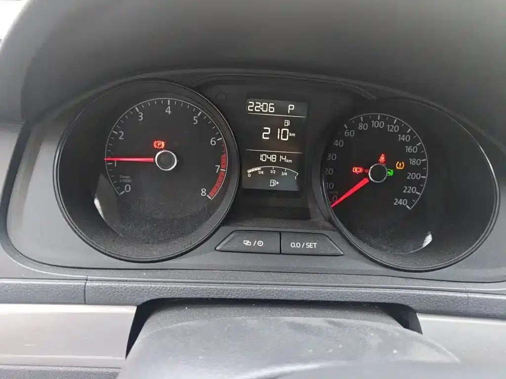 2017 Volkswagen Lavida 1.6L Automatic Fashion Edition — миниатюра 5