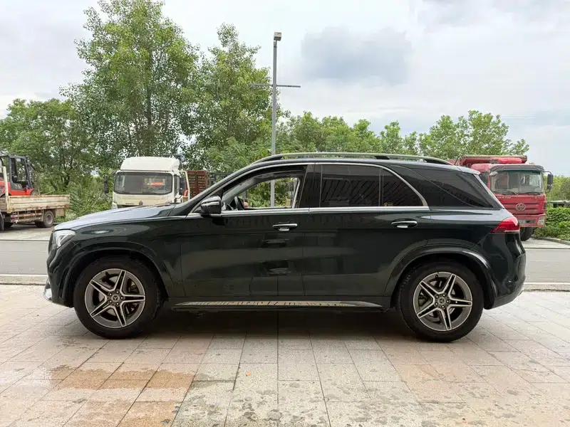 Mercedes-Benz GLE (Imported) 2022 Facelift GLE 450 4MATIC Luxury — миниатюра 4