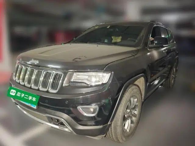 Jeep Grand Cherokee 2015 3.0L Comfort Navigation Edition