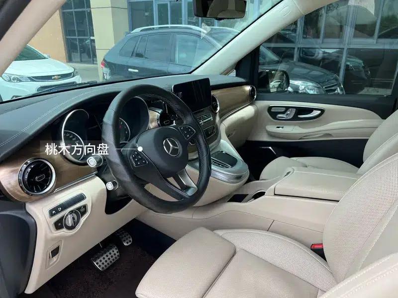 Mercedes-Benz V-Class 2022 V 260 L Long Wheelbase Premium Edition — миниатюра 13