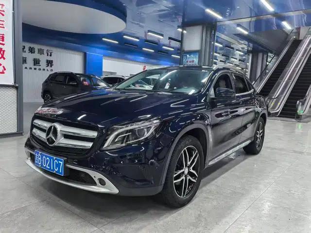 2016 Mercedes-Benz GLA 220 4MATIC Fashion Edition