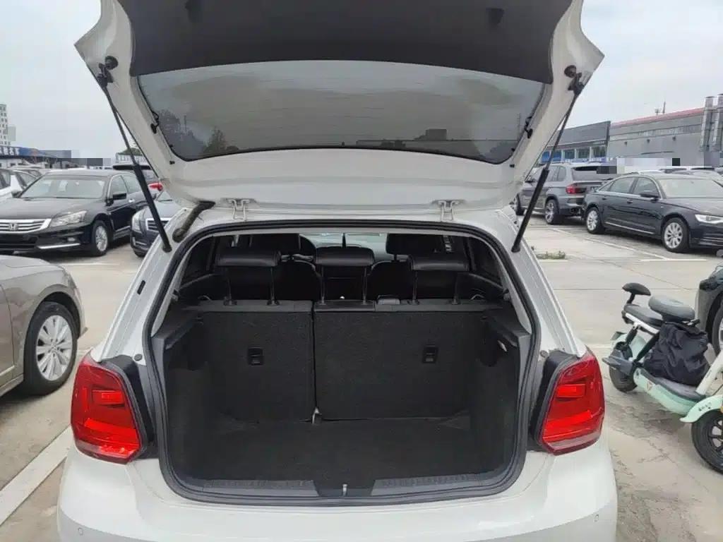2014 Polo 1.6L Automatic Comfort Edition — миниатюра 19