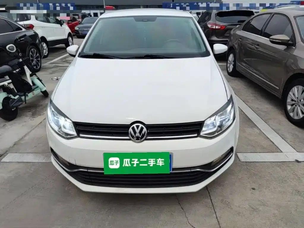 2014 Polo 1.6L Automatic Comfort Edition — миниатюра 3