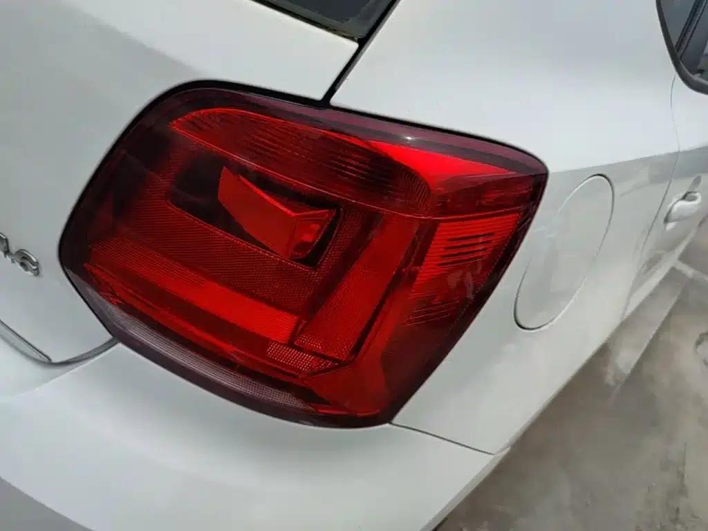 2014 Polo 1.6L Automatic Comfort Edition — миниатюра 8