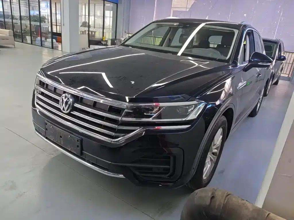 Touareg 2020 2.0TSI R-Line Edition (China VI Emission Standard) — миниатюра 2