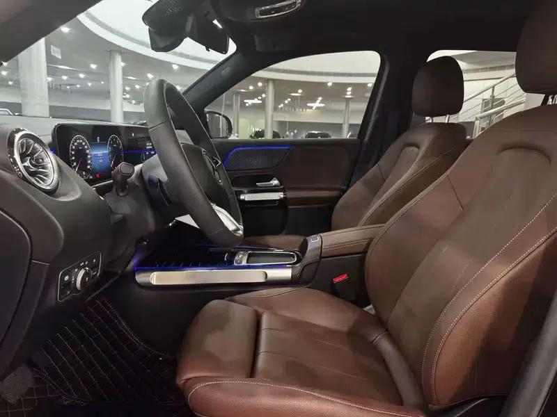 2025 Mercedes-Benz GLB 220 Dynamic — миниатюра 22