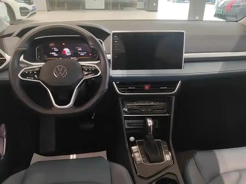 Tharu 2023 300TSI 2WD Full Moon Edition — миниатюра 5