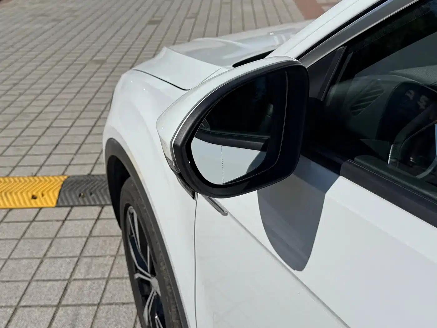 2025 T-ROC Facelift 300TSI DSG 2WD Chenguang Edition — миниатюра 6