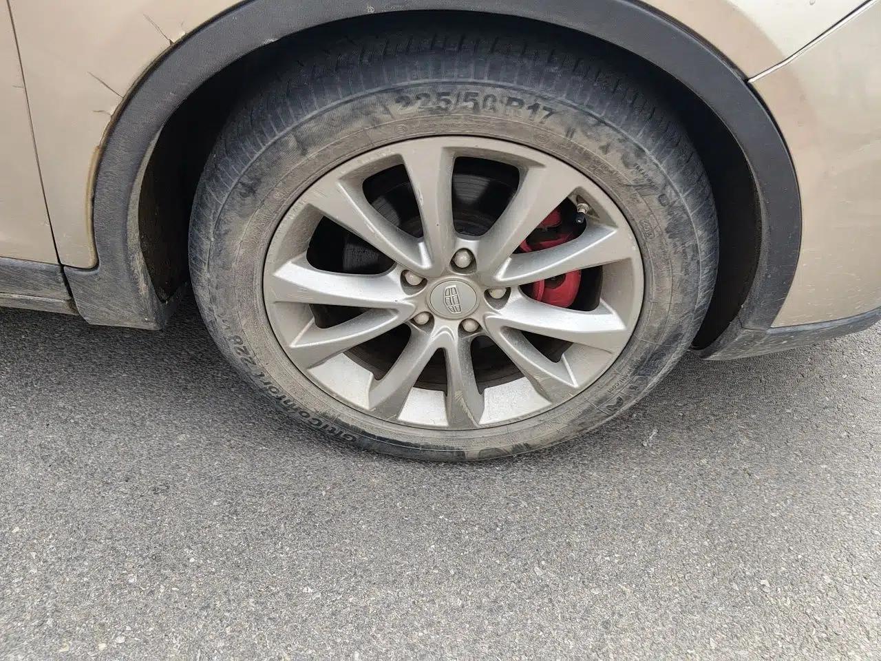 Geely Auto Emgrand GS 2016 Sport Edition 1.3T Manual LingShang Model — миниатюра 8