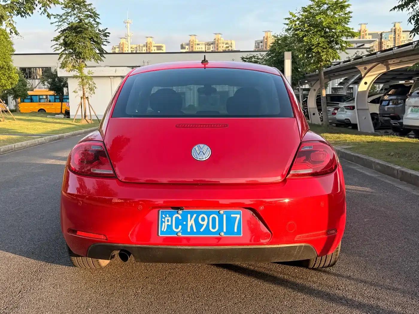 2013 Volkswagen Beetle 1.4TSI Fashion Edition — миниатюра 8