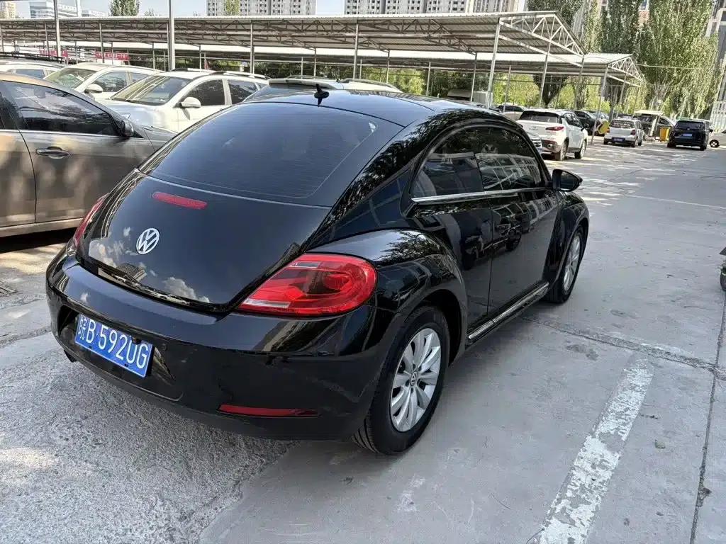 2016 Volkswagen Beetle 180TSI Club Edition — миниатюра 9