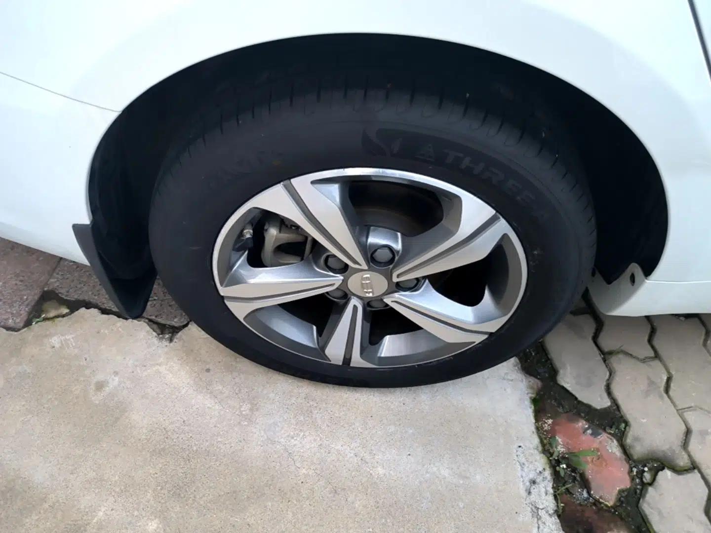 Geely Auto Emgrand GL 2019 1.4T CVT Elite Smart Edition — миниатюра 16