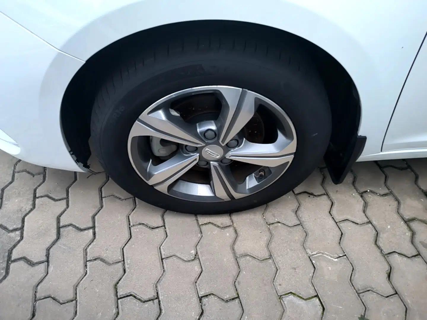 Geely Auto Emgrand GL 2019 1.4T CVT Elite Smart Edition — миниатюра 10