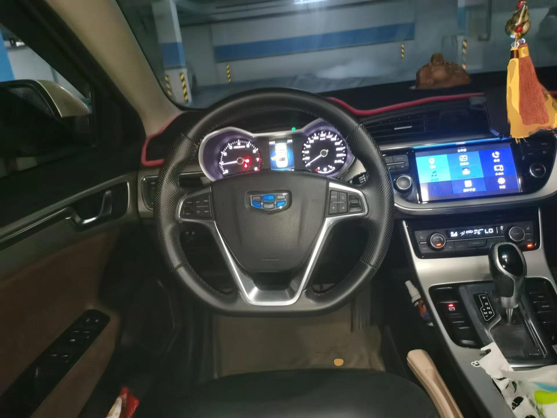 Geely Auto Emgrand GL 2017 1.3T DCT Luxury Model — миниатюра 10