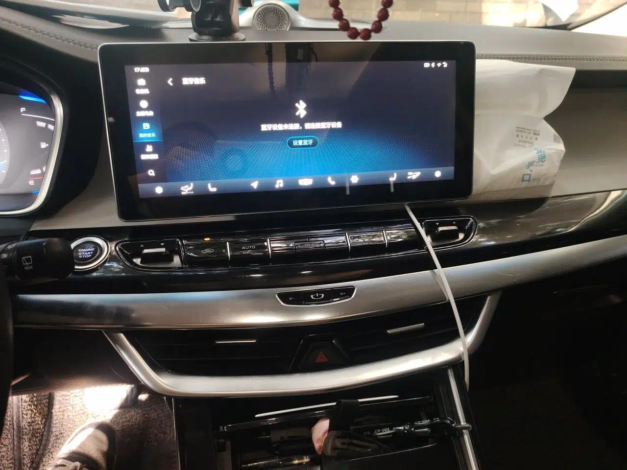Geely Auto Jiajie 2019 1.5TD MHEV DCT Deluxe Edition — миниатюра 13