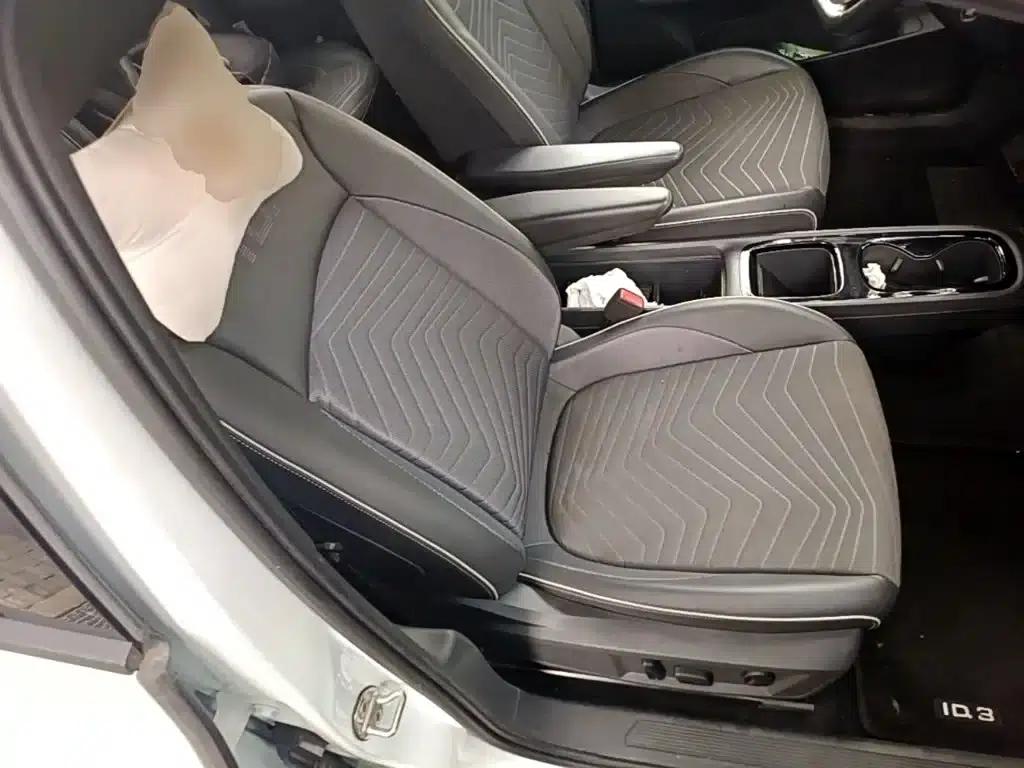 Volkswagen ID.3 2023 Upgraded Pure Smart Edition — миниатюра 25