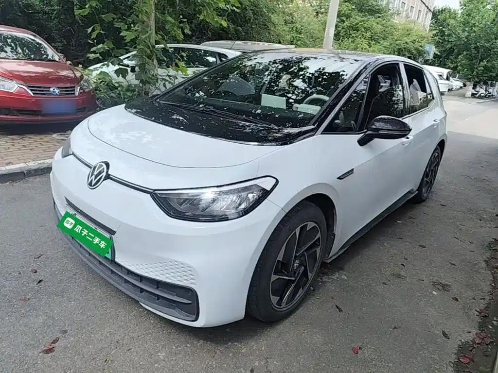 Volkswagen ID.3 2023 Pure Smart Edition — миниатюра 2
