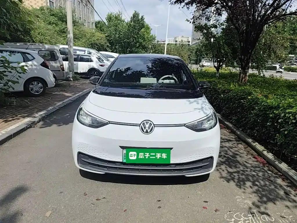 Volkswagen ID.3 2023 Pure Smart Edition — миниатюра 3