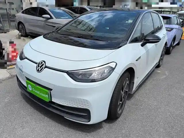 Volkswagen ID.3 2023 Upgraded Pure Smart Edition