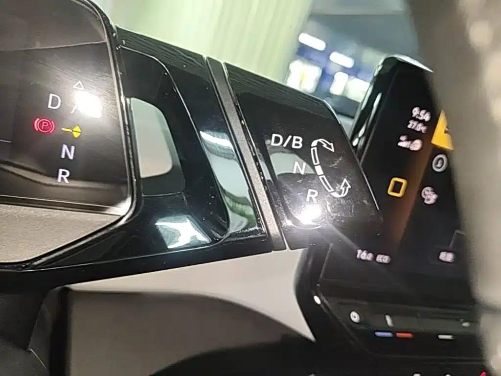 Volkswagen ID.3 2023 Pure Smart Edition — миниатюра 14