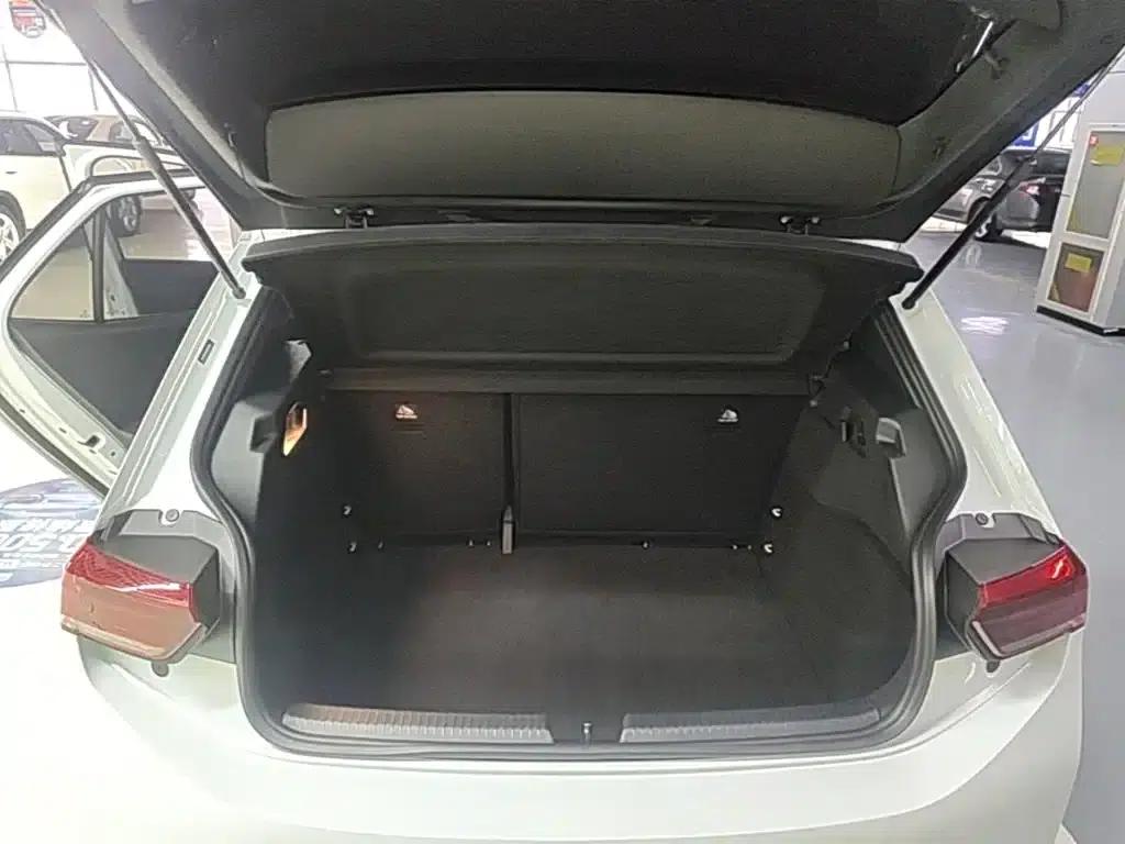 Volkswagen ID.3 2023 Pure Smart Edition — миниатюра 19