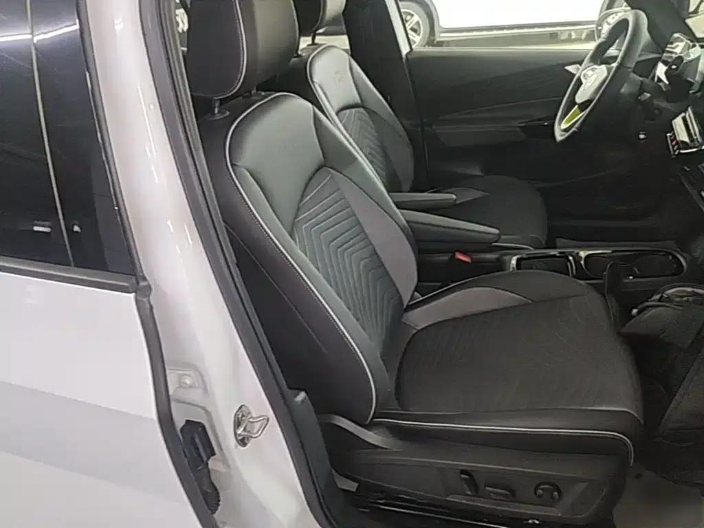 Volkswagen ID.3 2023 Pure Smart Edition — миниатюра 25