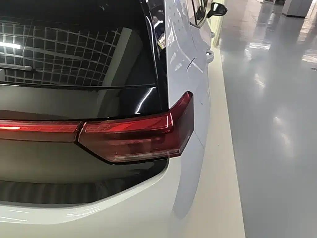 Volkswagen ID.3 2023 Pure Smart Edition — миниатюра 8