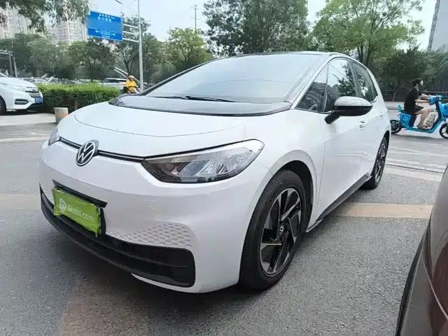 Volkswagen ID.3 2025 Smart Edition - Outstanding Version