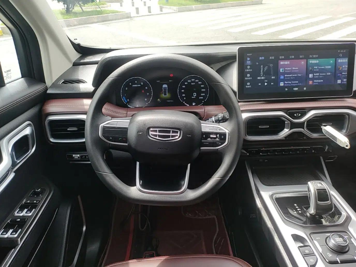 Geely Auto Haoyue 2022 1.8TD Automatic Comfort Model 7 Seats — миниатюра 13