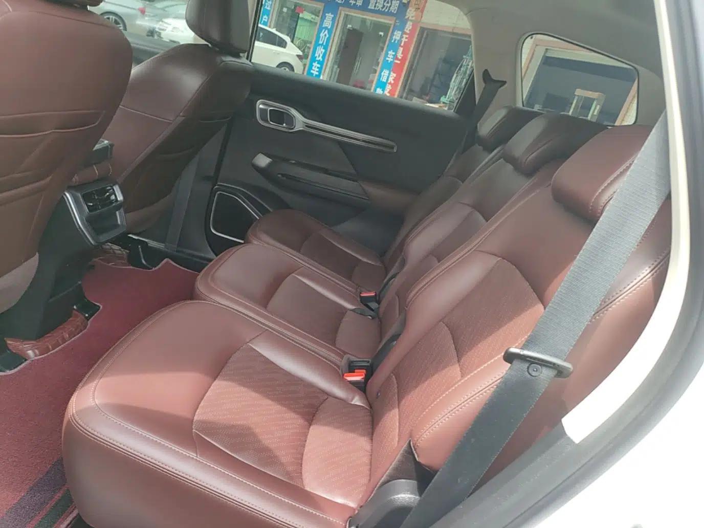 Geely Auto Haoyue 2022 1.8TD Automatic Comfort Model 7 Seats — миниатюра 20
