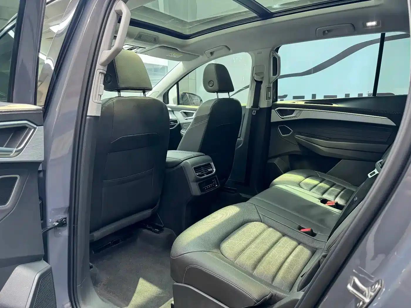 2022 Range Rover 380TSI 4WD Luxury Pro 7-Seater — миниатюра 14