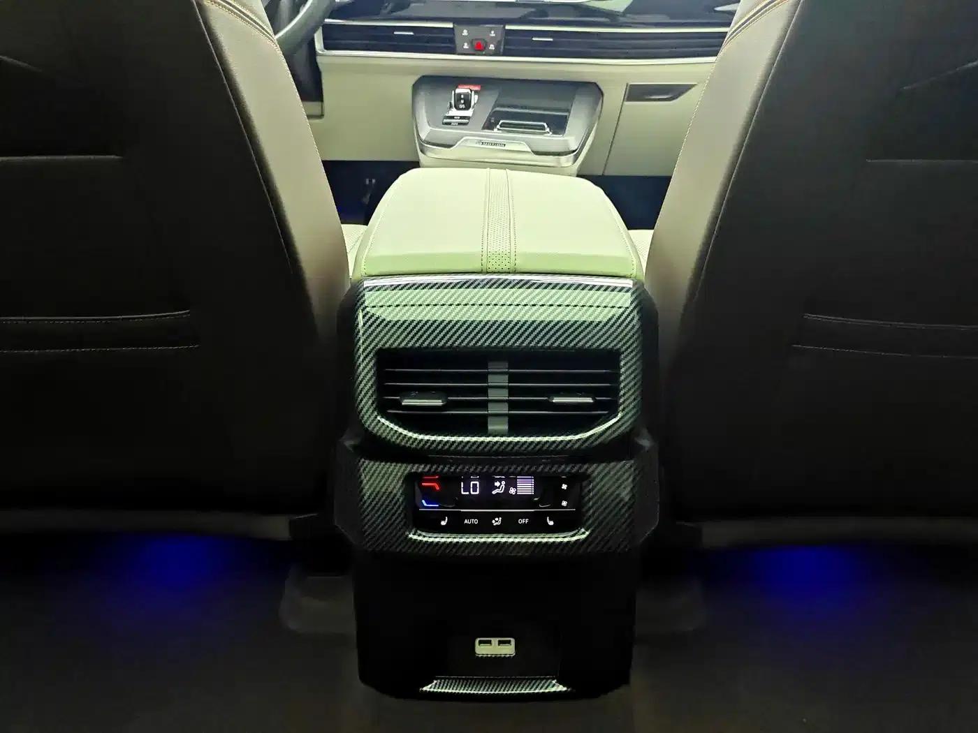 2021 Range Rover 530TSI AWD Flagship Pro — миниатюра 14