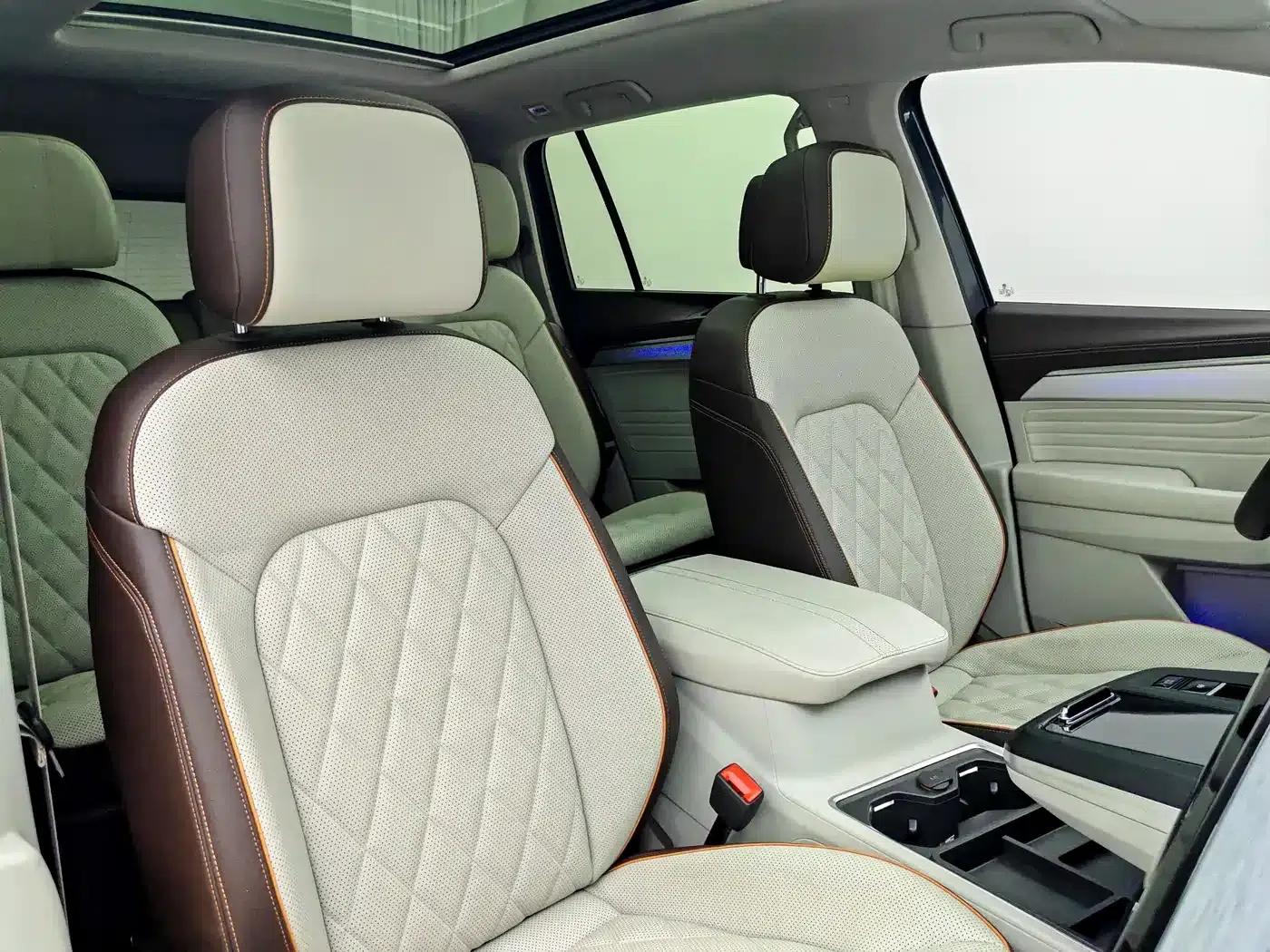 2021 Range Rover 530TSI AWD Flagship Pro — миниатюра 7