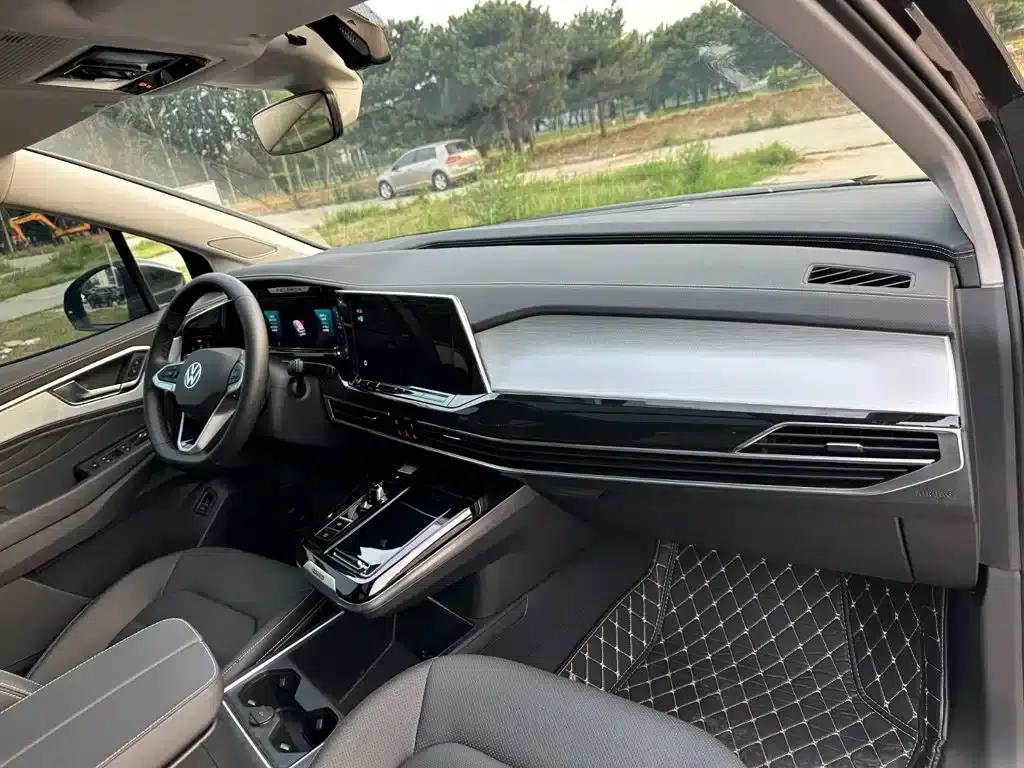 2024 Range Rover 380TSI 4WD Luxury Pro 6-seater — миниатюра 16