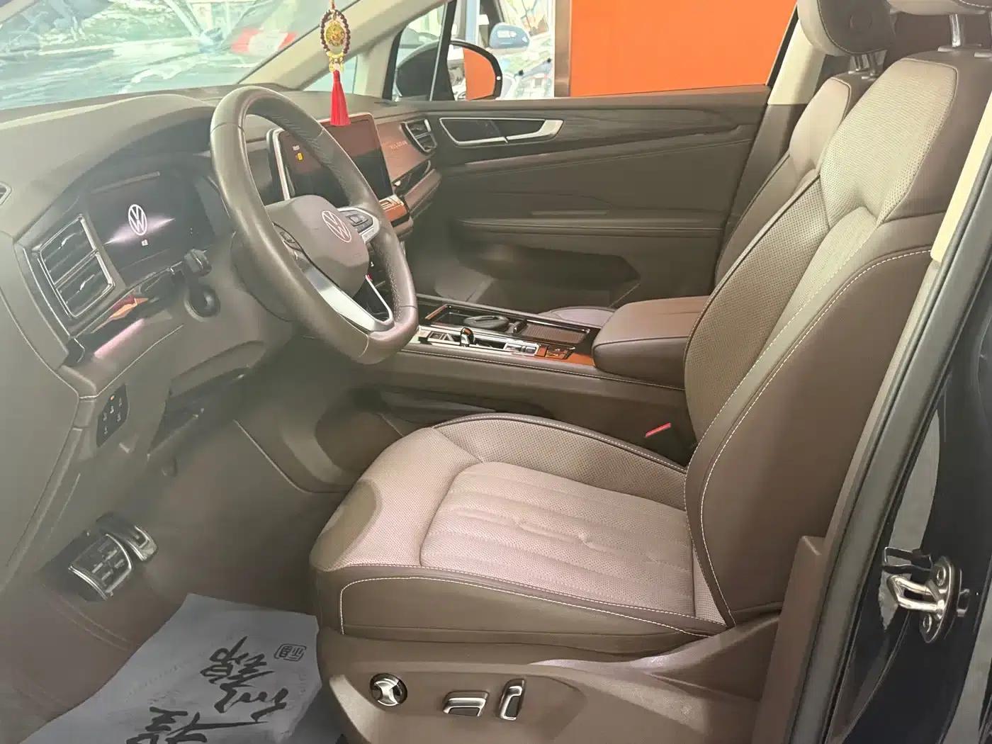 Viloran 2023 380TSI Premium Edition — миниатюра 6