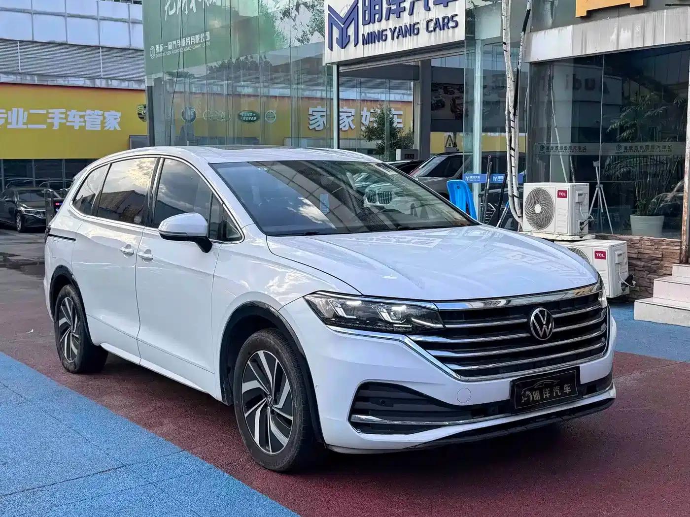 Viloran 2023 330TSI Luxury Edition — миниатюра 3